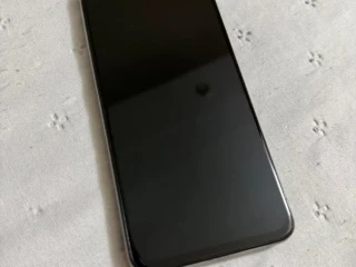 samsung-galaxy-a40-top-stav