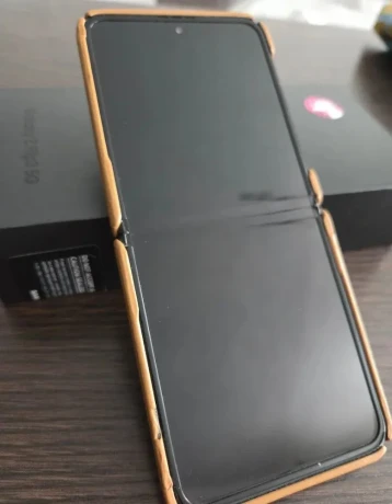 samsung-galaxy-z-flip3-5g-big-0