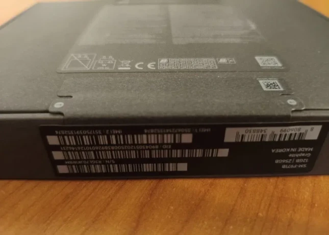samsung-z-fold-8-256gb-big-2