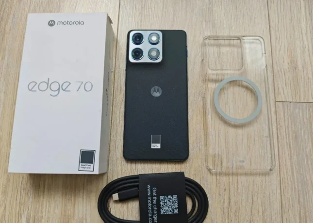 motorola-edge-70-gaget-grey-top-stav-zaruka-big-0