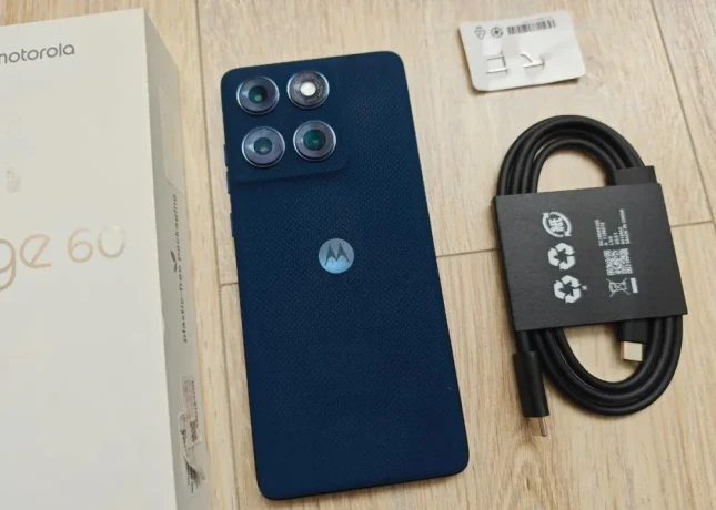 motorola-edge-60-8gb-256gb-modry-top-zaruka-big-0