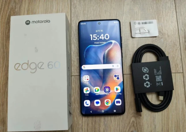 motorola-edge-60-8gb-256gb-modry-top-zaruka-big-4