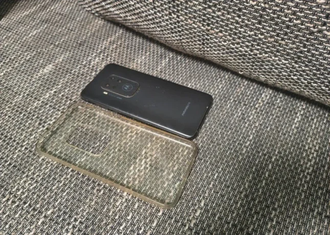 motorola-moto-one-zoom-big-1