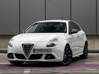 alfa-romeo-giulietta