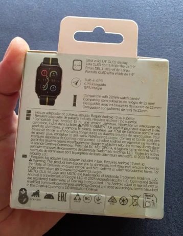 motorola-moto-watch-fit-big-2