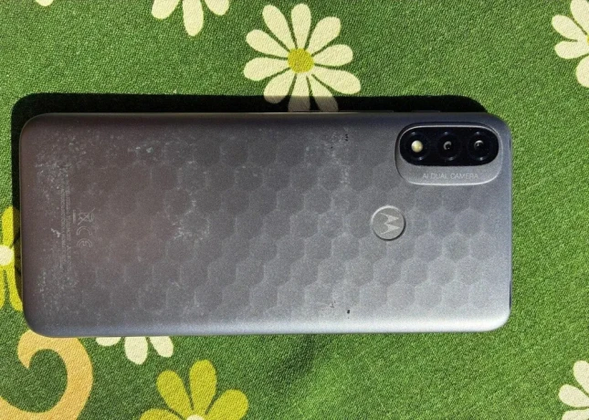 motorola-moto-e20-big-1