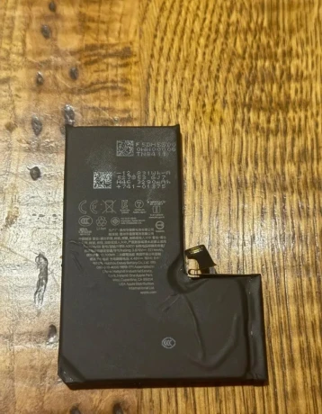 iphone-15-pro-original-bateria-83-big-1