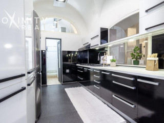 elegantny-historicky-byt-s-jedinecnou-atmosferou-a-velkoryso