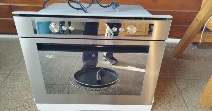 whirlpool-amw-834-ix-vstavana-mikrovlnka-big-1