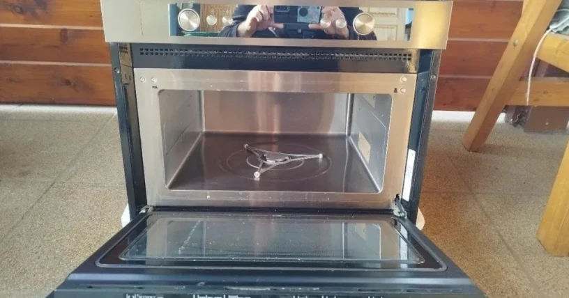 whirlpool-amw-834-ix-vstavana-mikrovlnka-big-2