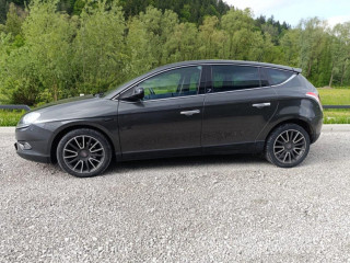 lancia-delta-iii-16-mjtd-88kw