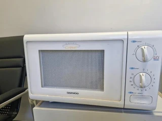 mikrovlnka-daewoo-model-kor-6105