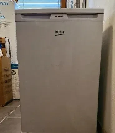 mala-mraznicka-beko-big-0