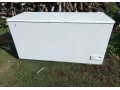 predam-mraznicku-zanussi-500l-small-1
