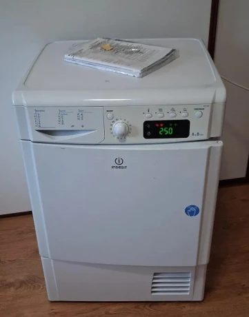 susicka-indesit-kondenzacna-8kg-big-2