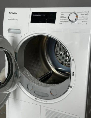 susicka-miele-tel695wp-125-gala-edition-big-1