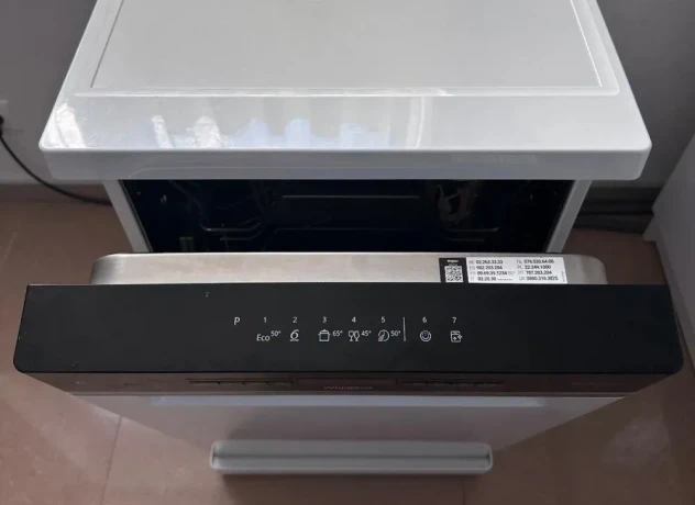 predam-volnostojacu-umyvacku-riadu-whirlpool-big-1
