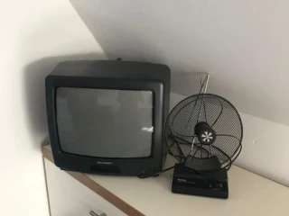 retro-prenosny-televizo