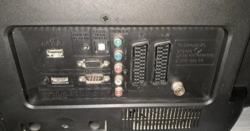 lcd-tv-lg-22-ld-320-big-3