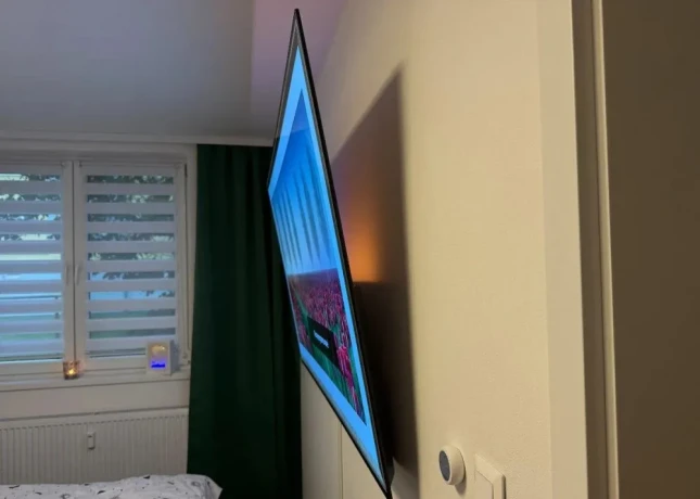 lg-oled-77-oled77c8lla-big-2