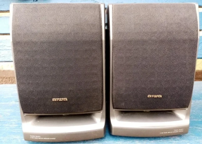 reproduktory-aiwa-big-3