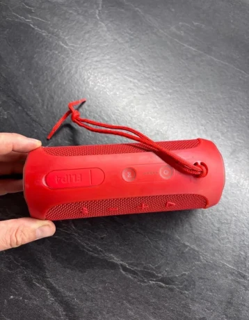 jbl-flip-4-red-big-1