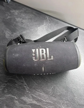 jbl-xtreme-3-black-big-0