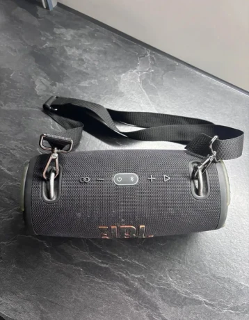 jbl-xtreme-3-black-big-1