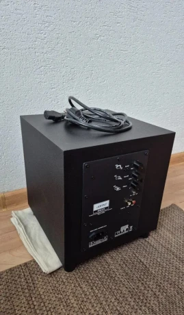 subwoofer-jamo-210-big-0