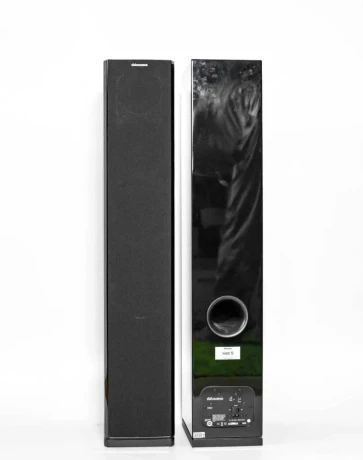 dynaudio-xeo-5-big-2