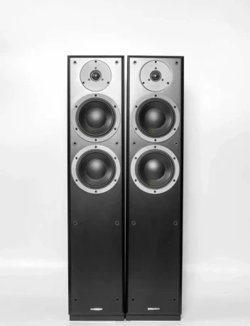dynaudio-emit-m30-big-0