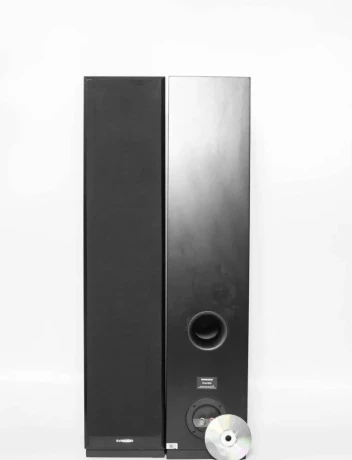 dynaudio-emit-m30-big-2