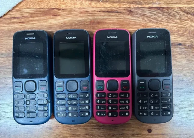 nokia-100-klasicka-rh-130-rozne-farby-big-0
