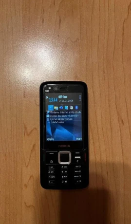 nokia-n82-black-big-0