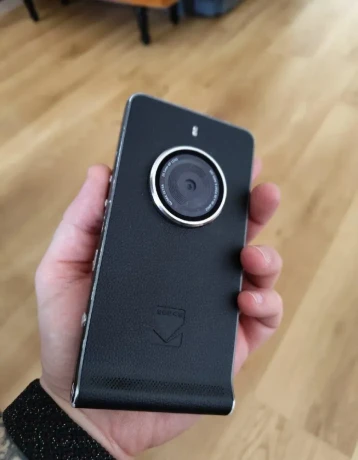 kodak-ektra-big-2