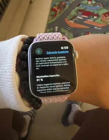 hodinky-apple-watch-5-44mm-big-0