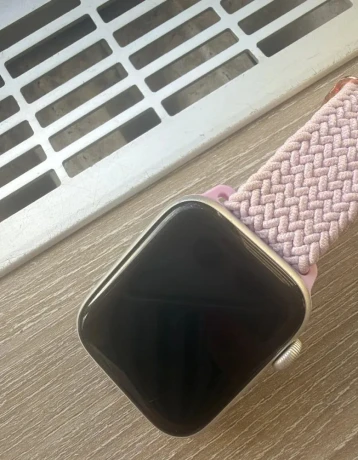 hodinky-apple-watch-5-44mm-big-2