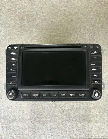 autoradio-big-0