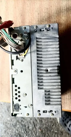 clarion-adx-5655-rz-big-3