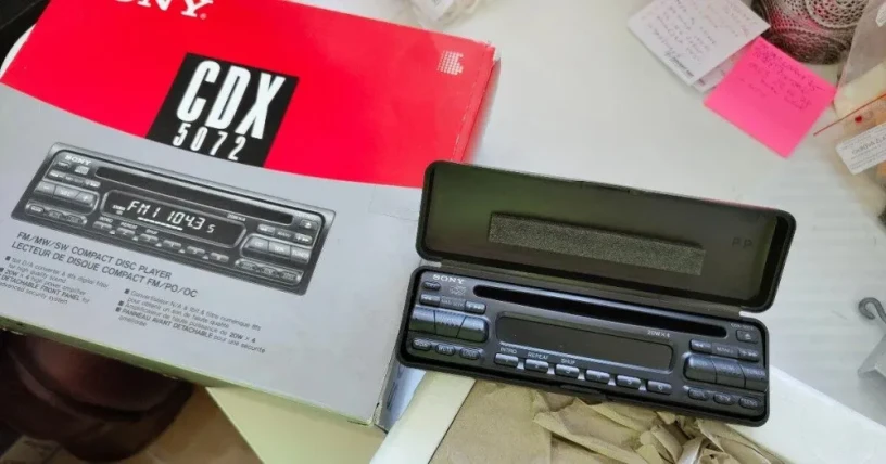autoradio-sony-cdx-5072-big-2