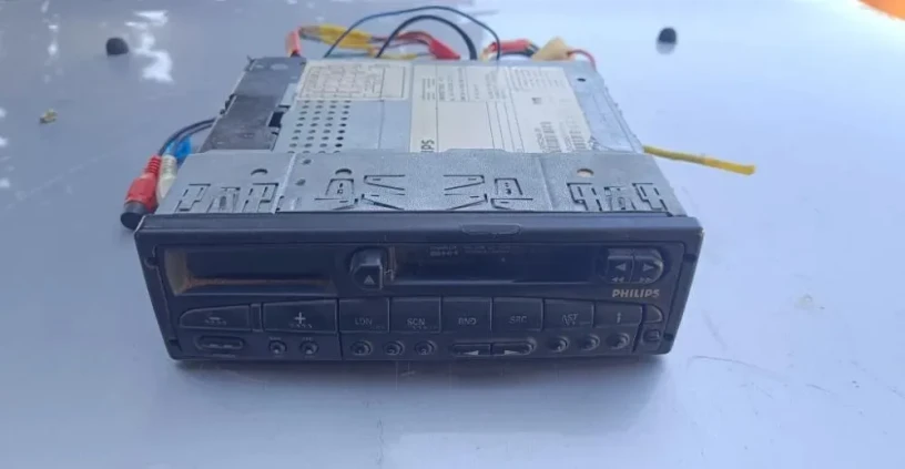 autoradio-philips-rc-348-big-0
