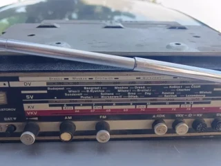 tesla-2101-bv-ceskoslovensky-autoradio-prijimac