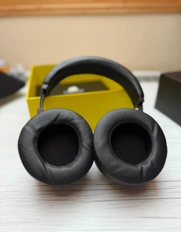 predam-sluchadla-corsair-virtuoso-rgb-wireless-znizena-cena-big-4