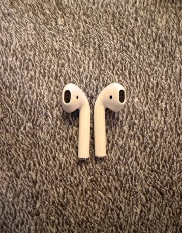apple-airpods-2-rychla-nabijacka-alza-pouzivane-big-3