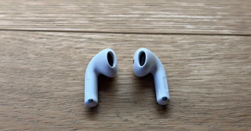 sluchadla-apple-airpods-4-anc-big-4