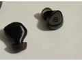 sluchadla-steelseries-arctis-gamebuds-small-3