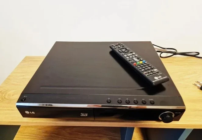 domace-kino-blue-ray-lg-hx806cg-21-big-2