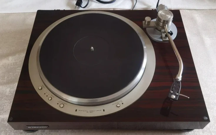 gramofon-pioneer-pl-30l-big-0