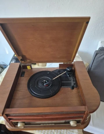 gramofon-radio-cd-aj-kazeta-big-1