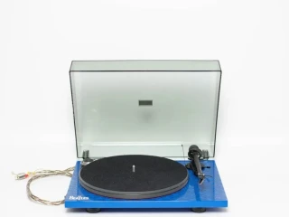pro-ject-essential-iii-sgt-peppers-drum